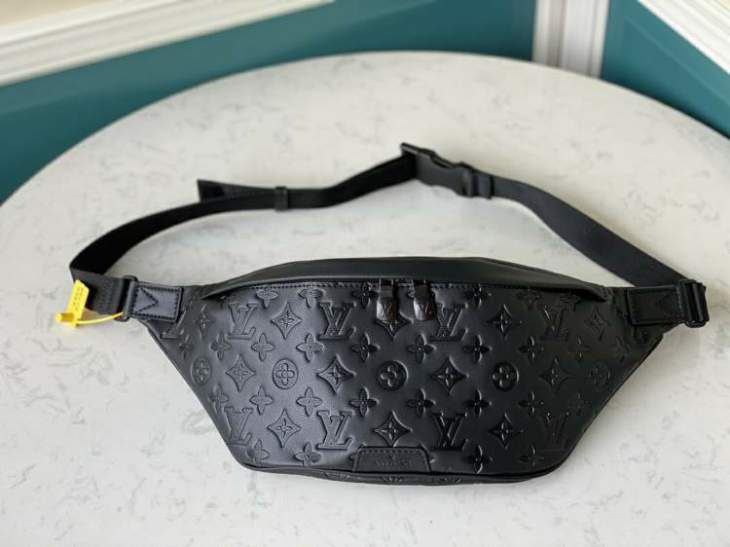 Picture of Louis Vuitton Mens Bags _SKUfw114947325fw